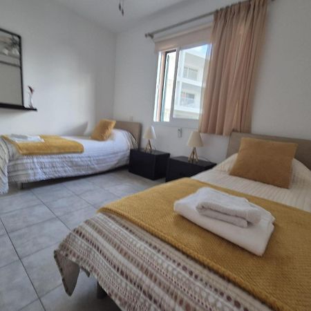 2 Bedroom Townhouse Lower Peyia Paphos Cyprus Extérieur photo