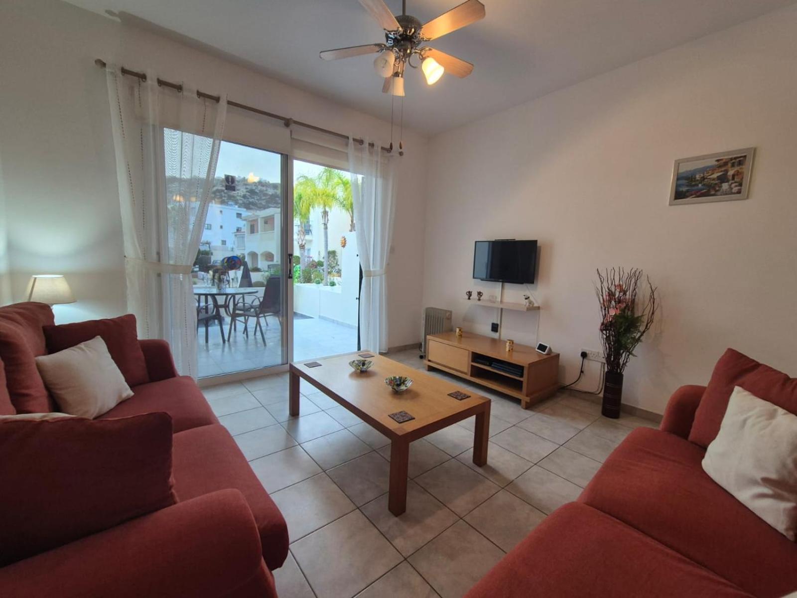 2 Bedroom Townhouse Lower Peyia Paphos Cyprus Extérieur photo